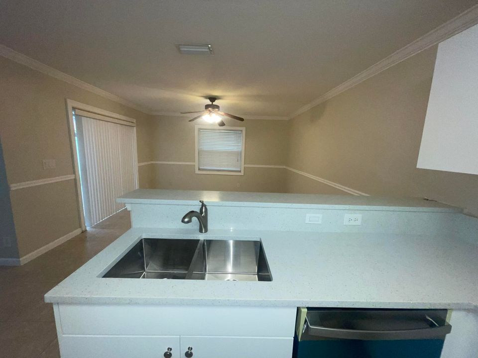 For Rent: $3,300 (3 beds, 2 baths, 1671 Square Feet)