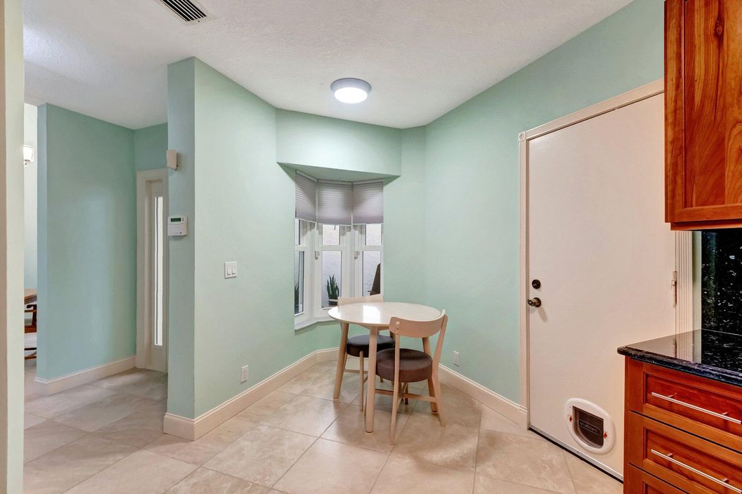 For Sale: $485,000 (3 beds, 2 baths, 1625 Square Feet)