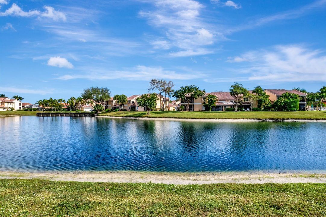 For Sale: $485,000 (3 beds, 2 baths, 1625 Square Feet)