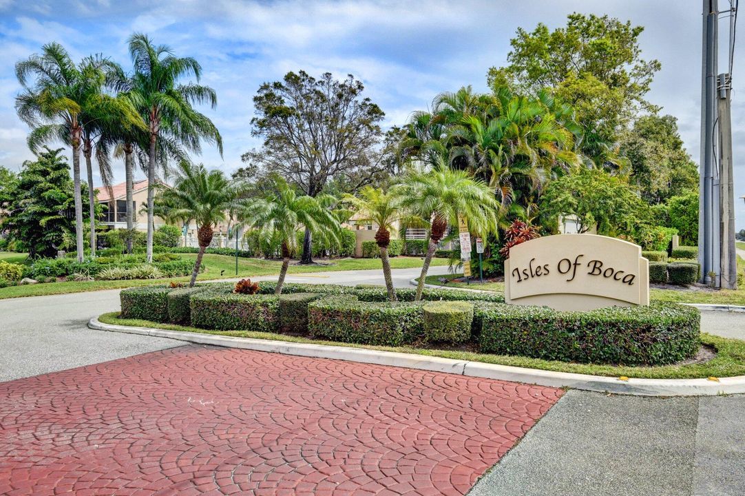 For Sale: $485,000 (3 beds, 2 baths, 1625 Square Feet)