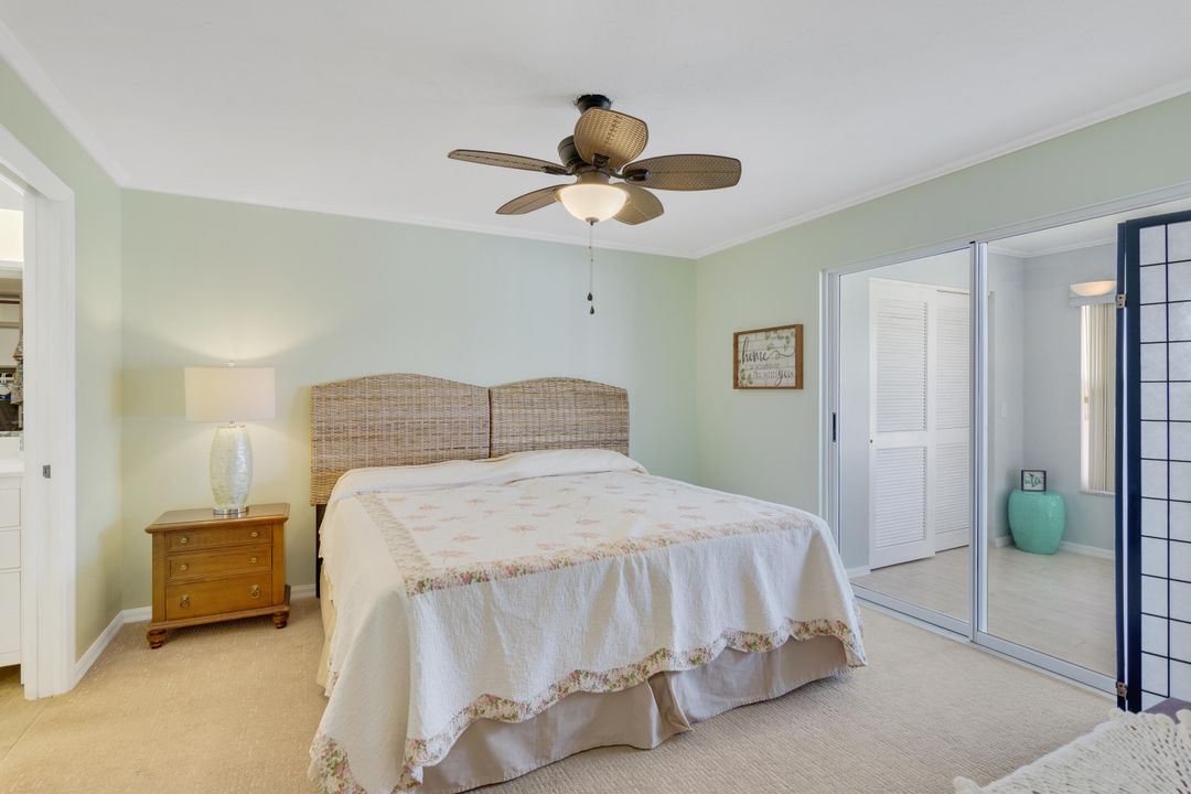 For Sale: $225,000 (2 beds, 2 baths, 1213 Square Feet)