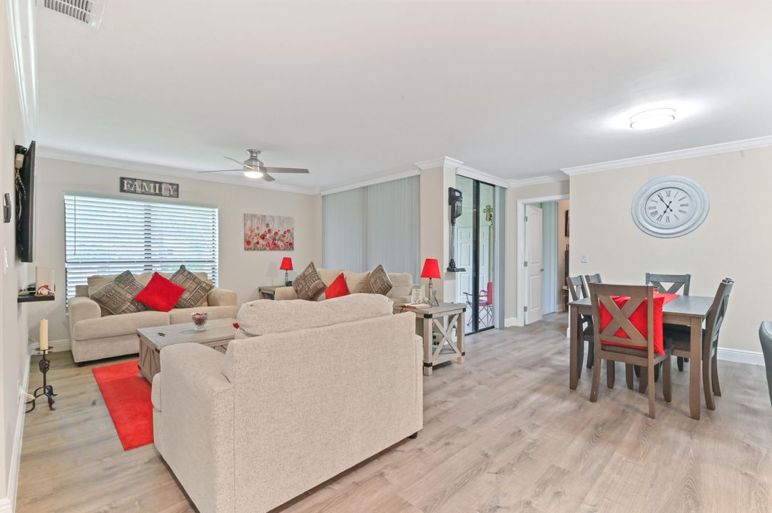 For Sale: $365,000 (3 beds, 2 baths, 1120 Square Feet)