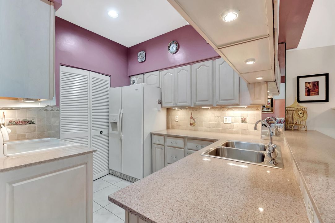 For Sale: $199,000 (2 beds, 2 baths, 1458 Square Feet)