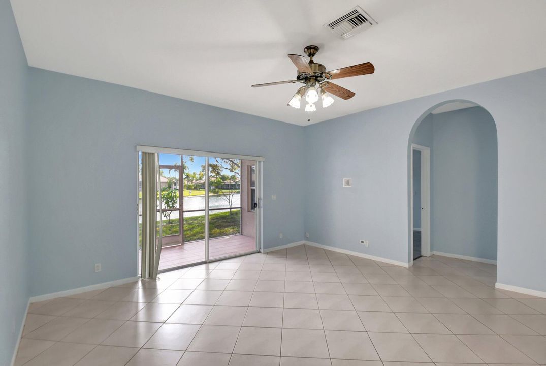 For Sale: $509,900 (3 beds, 2 baths, 1681 Square Feet)