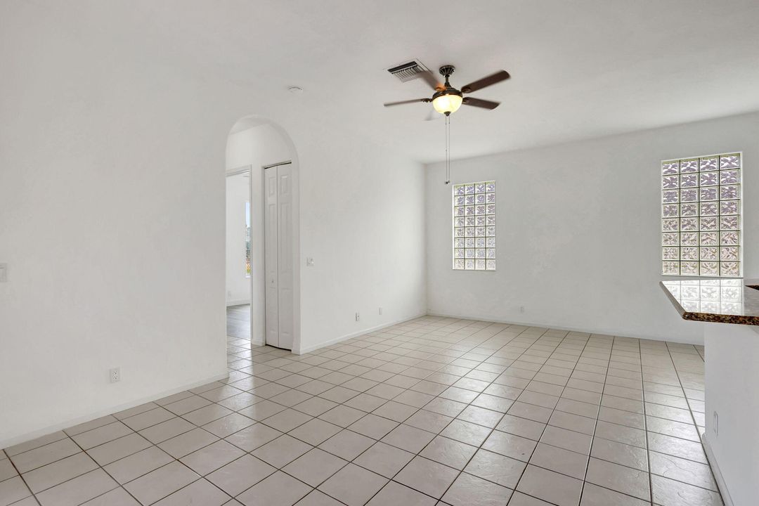 For Sale: $555,000 (3 beds, 2 baths, 1878 Square Feet)