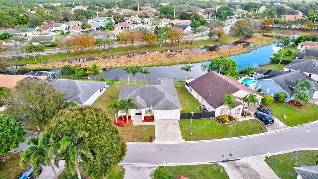 For Sale: $555,000 (3 beds, 2 baths, 1878 Square Feet)