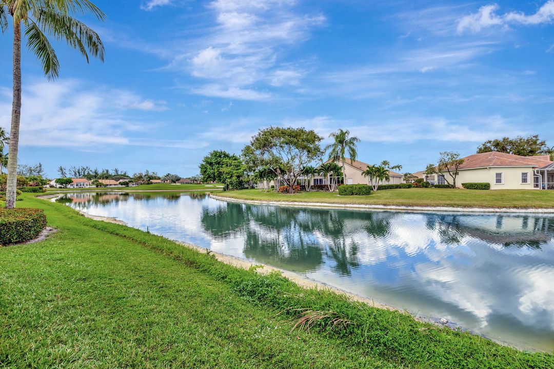 For Sale: $425,000 (3 beds, 2 baths, 2242 Square Feet)