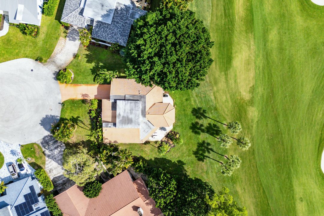 For Sale: $1,675,000 (3 beds, 2 baths, 2683 Square Feet)