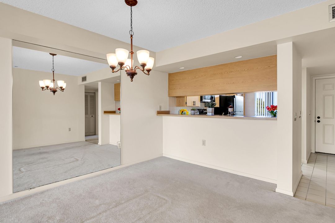 For Sale: $239,900 (2 beds, 2 baths, 1385 Square Feet)