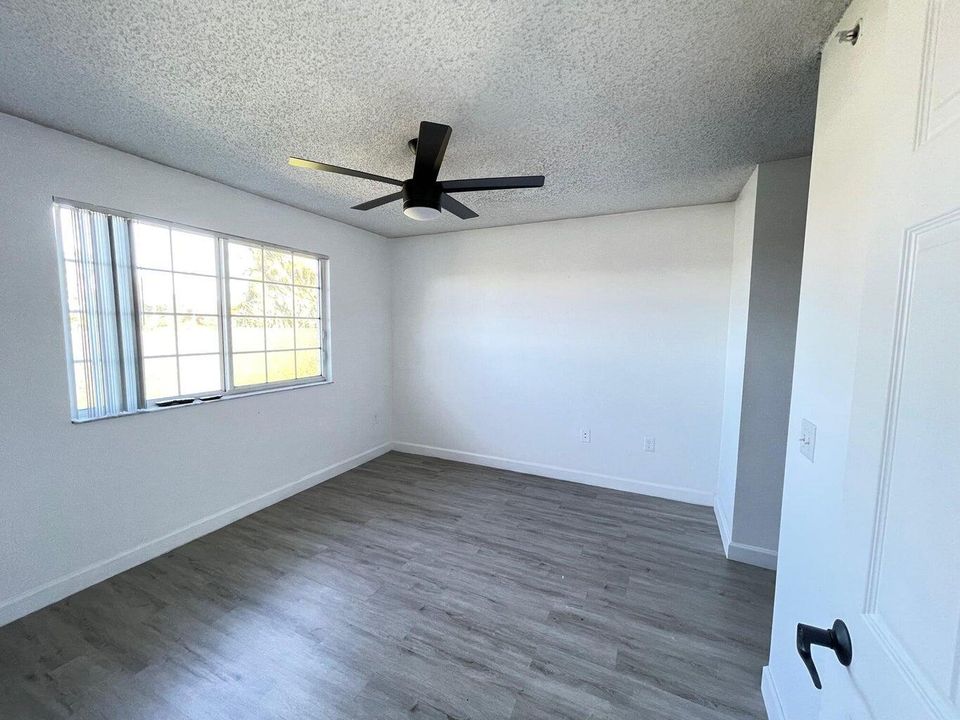 For Rent: $2,300 (2 beds, 2 baths, 1026 Square Feet)