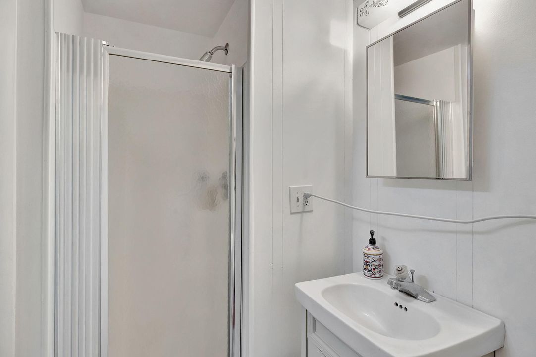 For Sale: $3,500 (0 beds, 0 baths, 1520 Square Feet)