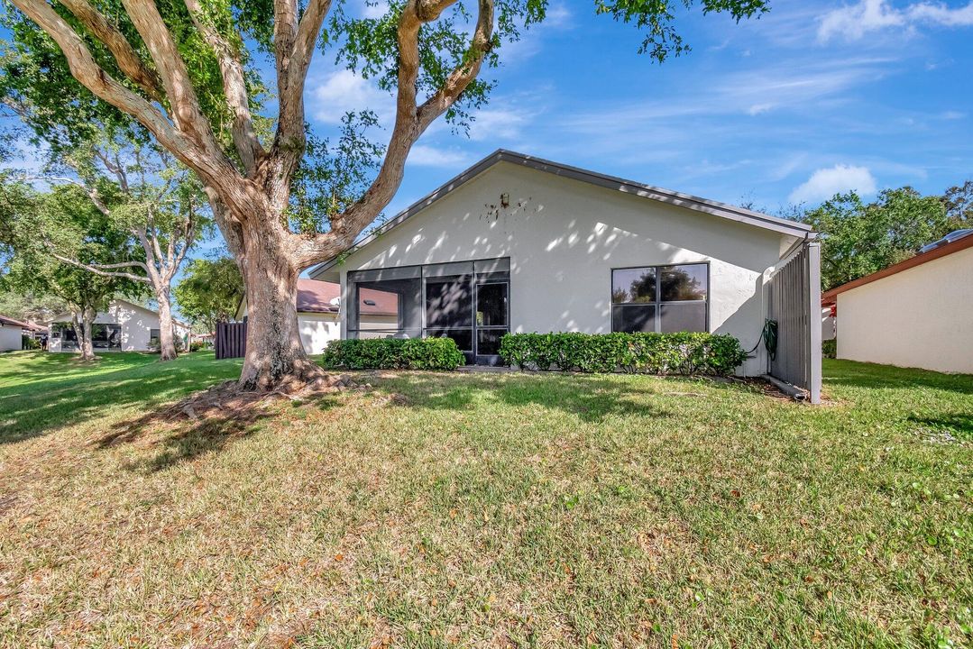 For Sale: $414,900 (3 beds, 2 baths, 1731 Square Feet)