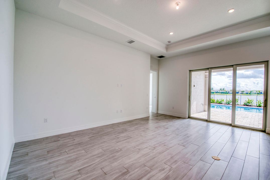 For Sale: $1,100,000 (3 beds, 2 baths, 2603 Square Feet)