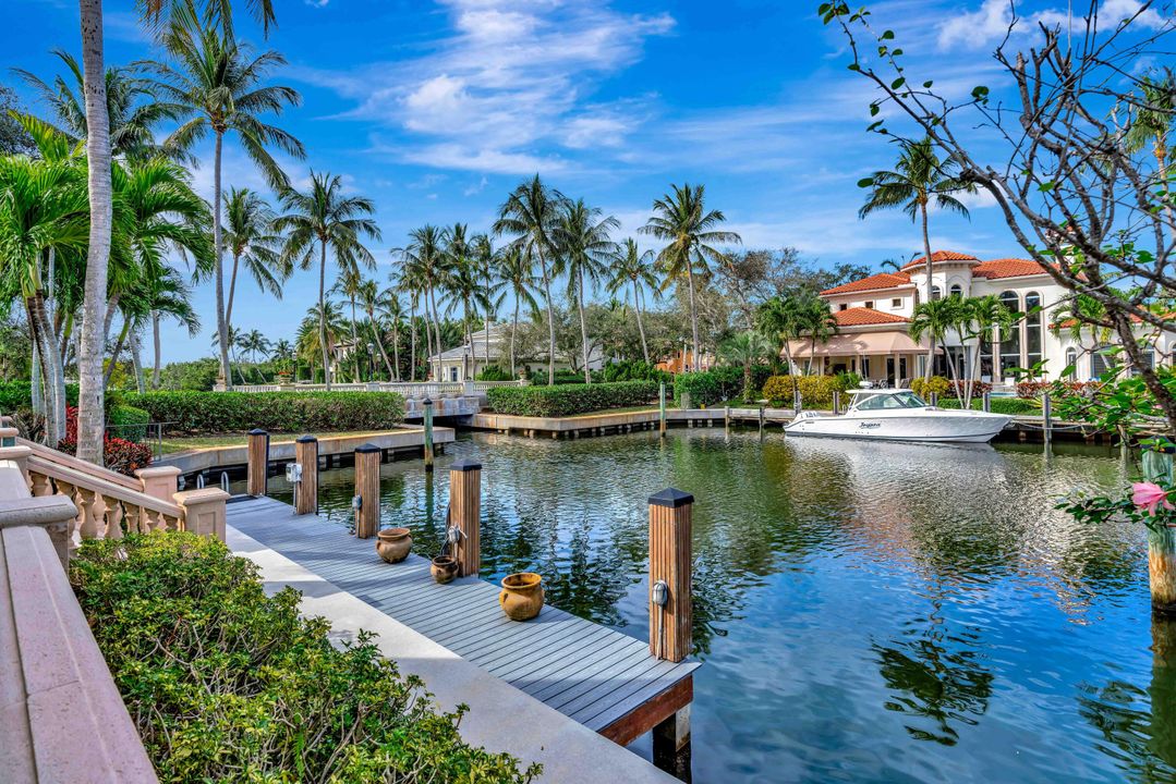 For Sale: $4,995,000 (4 beds, 4 baths, 4800 Square Feet)