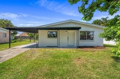 For Sale: $272,500 (3 beds, 2 baths, 1148 Square Feet)