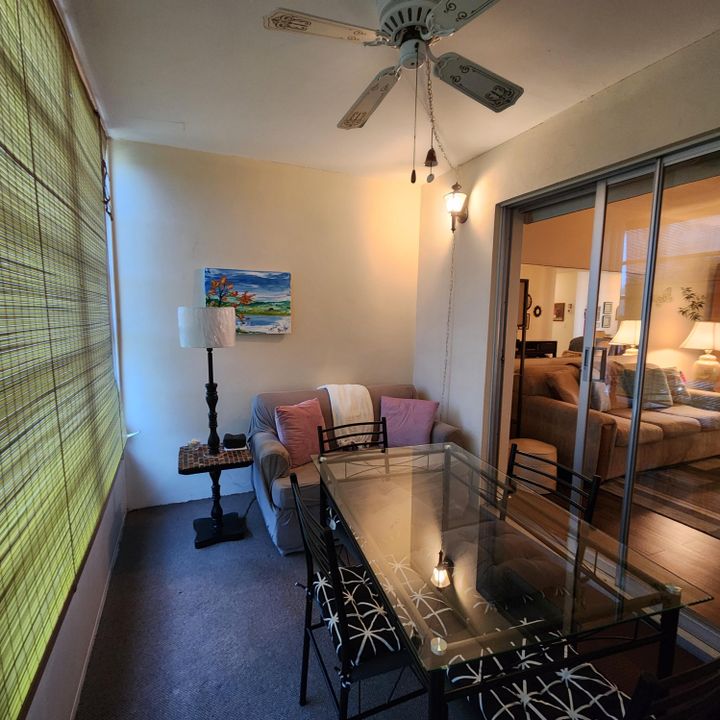 For Sale: $149,000 (2 beds, 2 baths, 860 Square Feet)