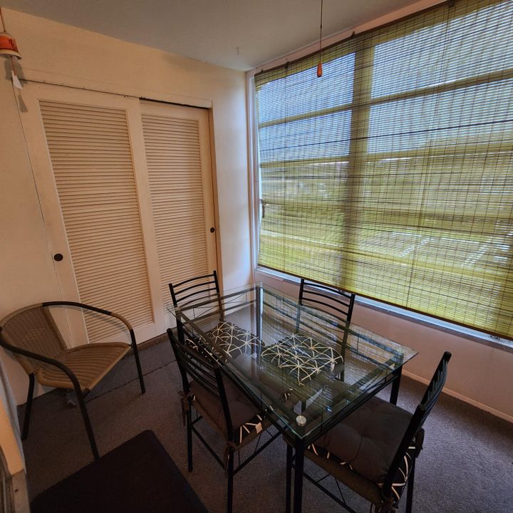 For Sale: $149,000 (2 beds, 2 baths, 860 Square Feet)