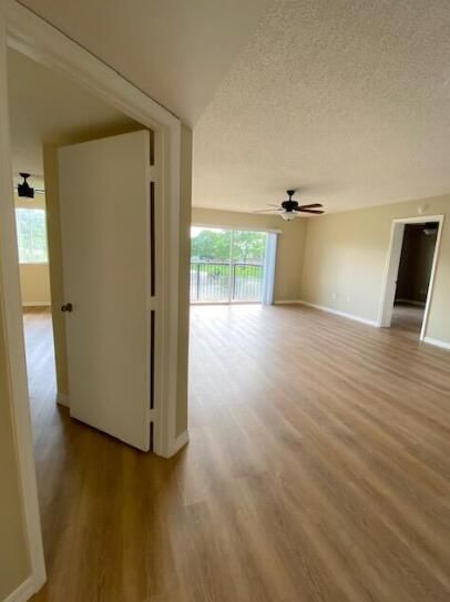 For Rent: $2,450 (2 beds, 2 baths, 1107 Square Feet)