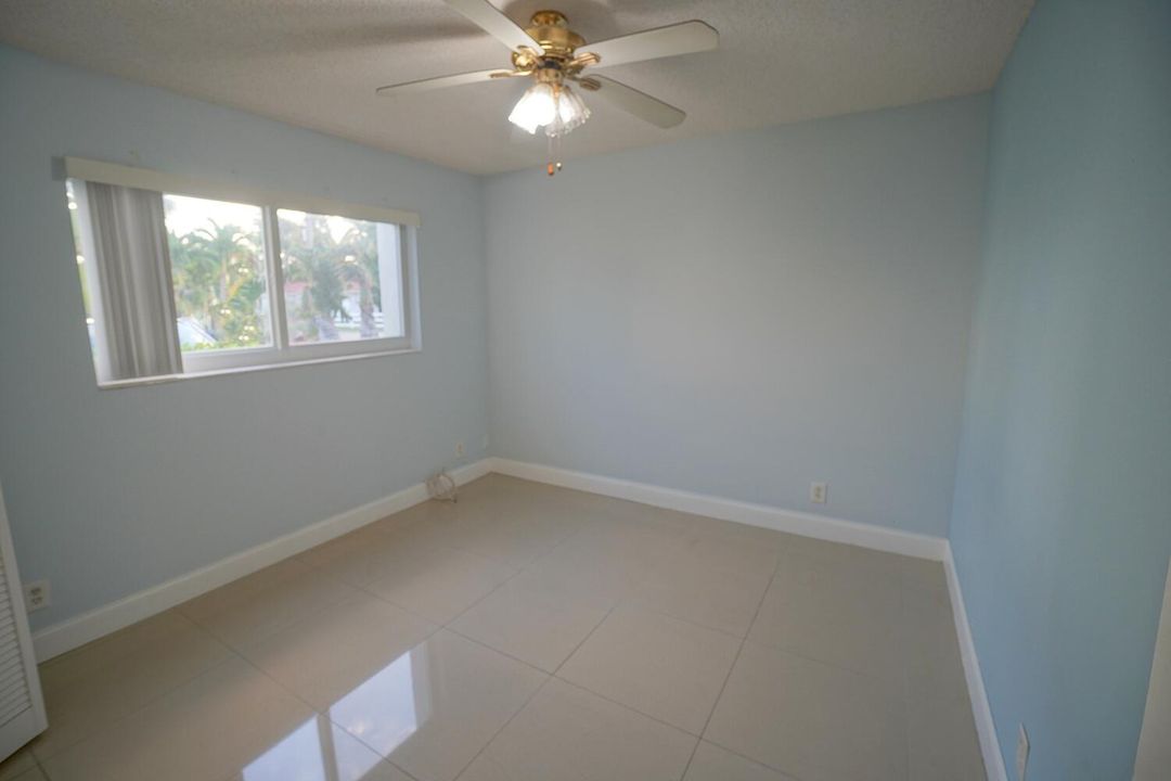 For Rent: $2,500 (2 beds, 2 baths, 1081 Square Feet)