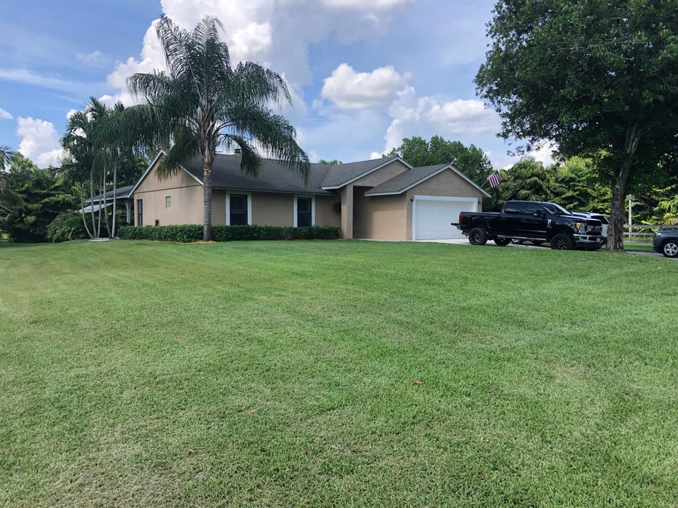 For Sale: $649,000 (3 beds, 2 baths, 1670 Square Feet)