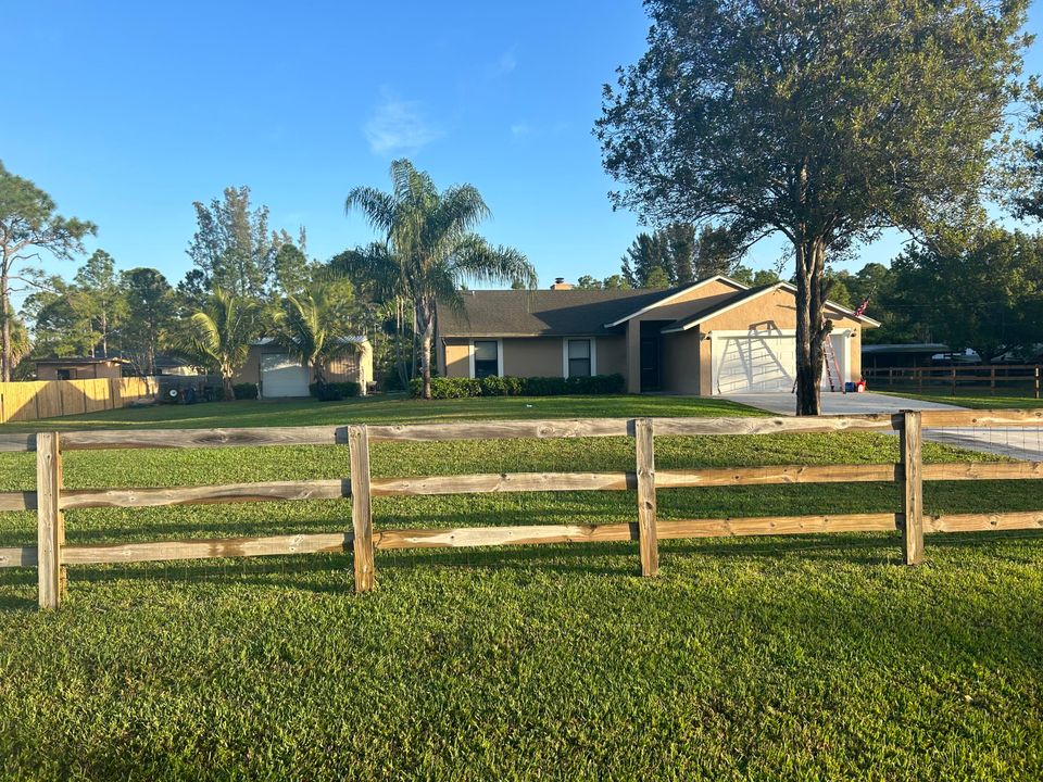 For Sale: $649,000 (3 beds, 2 baths, 1670 Square Feet)