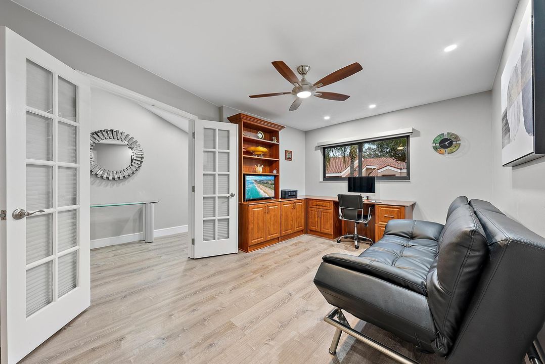 For Sale: $599,000 (3 beds, 2 baths, 1664 Square Feet)