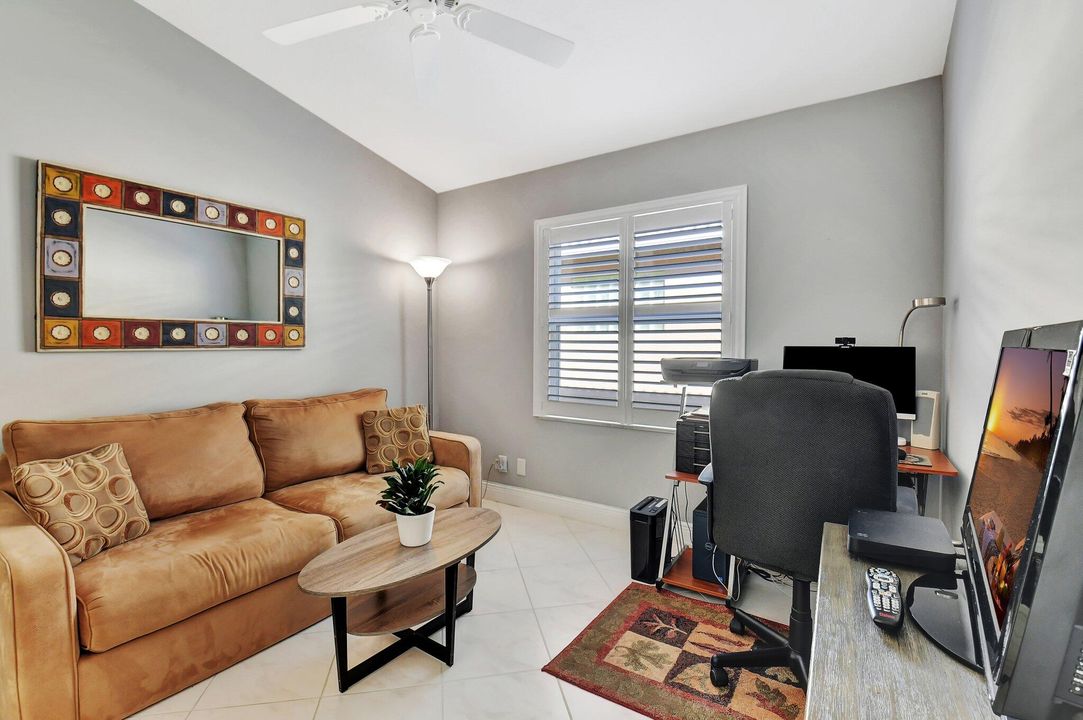 For Sale: $479,900 (3 beds, 2 baths, 1848 Square Feet)