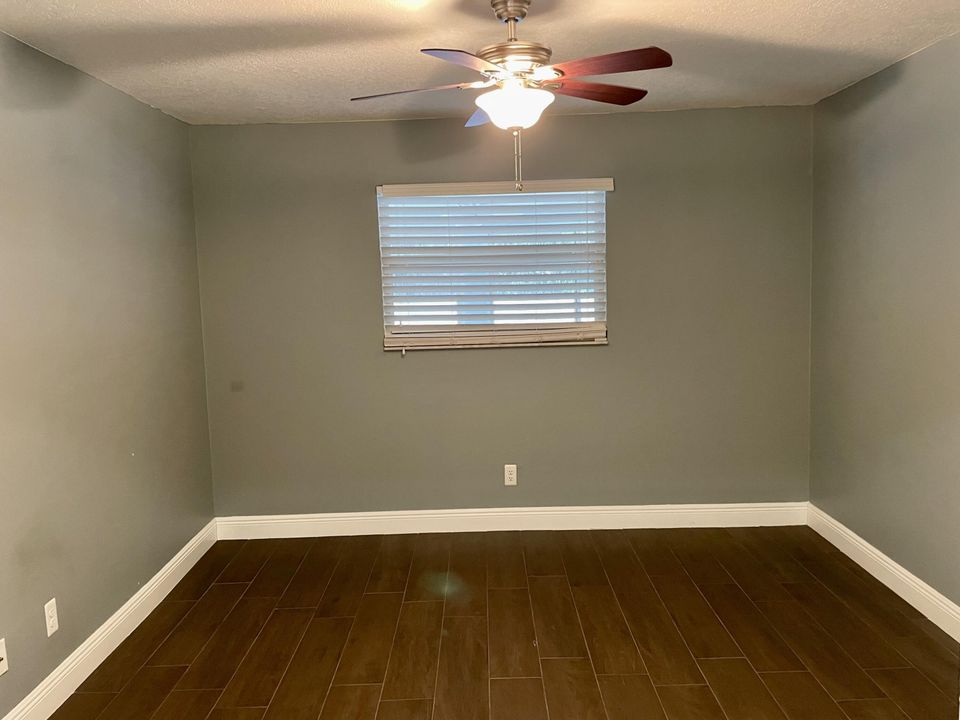 For Rent: $5,500 (3 beds, 2 baths, 2458 Square Feet)