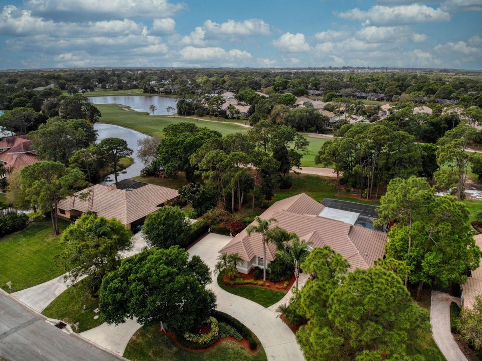 For Sale: $999,900 (3 beds, 3 baths, 2955 Square Feet)