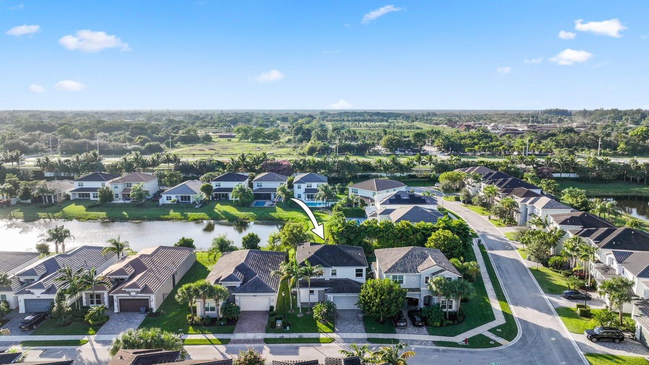 For Sale: $1,285,000 (4 beds, 3 baths, 2305 Square Feet)