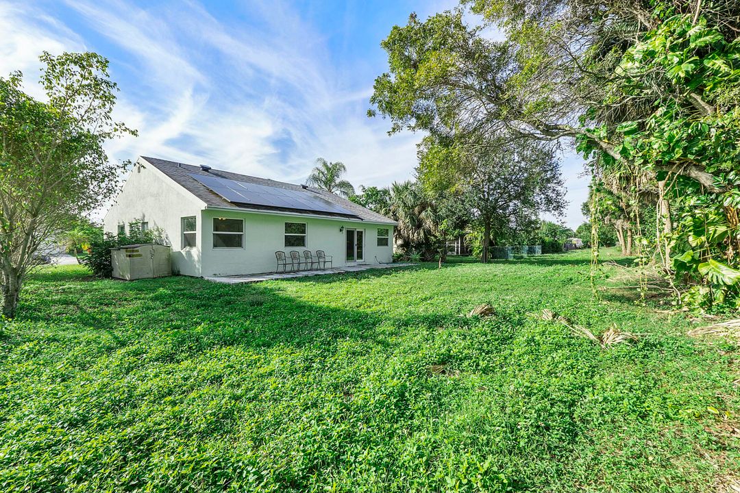 For Sale: $499,900 (3 beds, 2 baths, 1340 Square Feet)