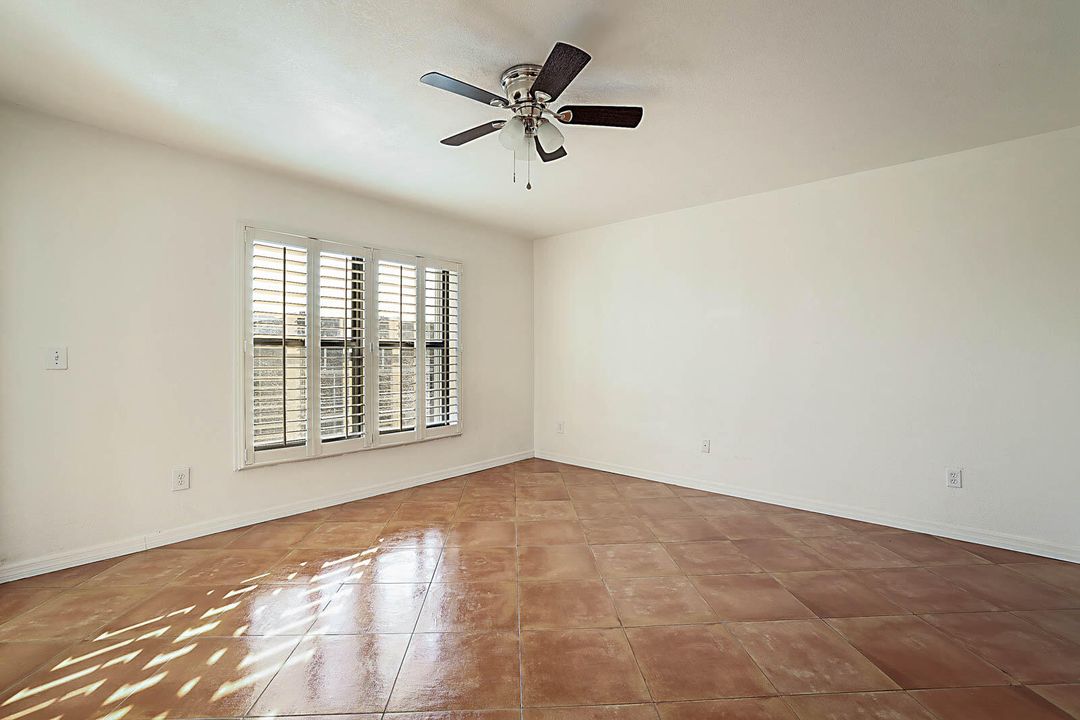 For Rent: $2,250 (2 beds, 2 baths, 1025 Square Feet)