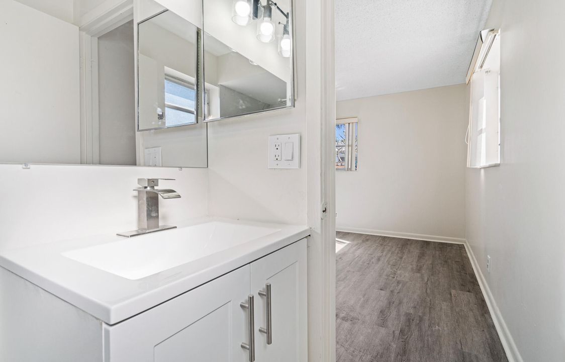 For Sale: $459,000 (3 beds, 2 baths, 1590 Square Feet)