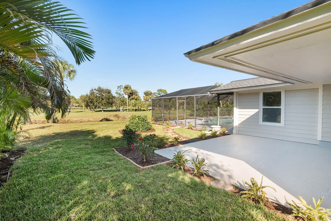 For Sale: $949,700 (4 beds, 2 baths, 2800 Square Feet)