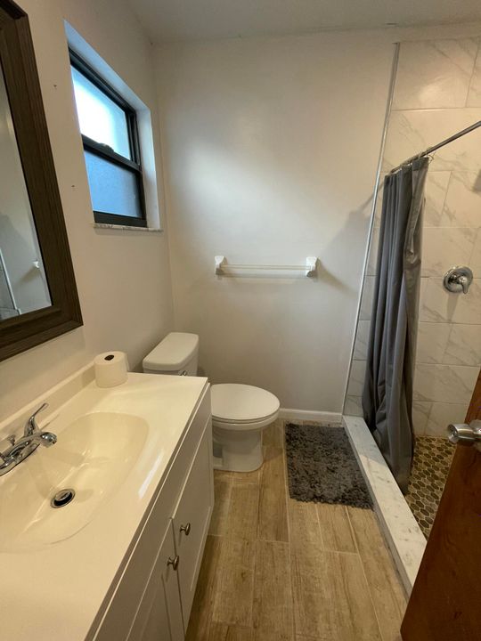 For Rent: $2,100 (2 beds, 2 baths, 1076 Square Feet)