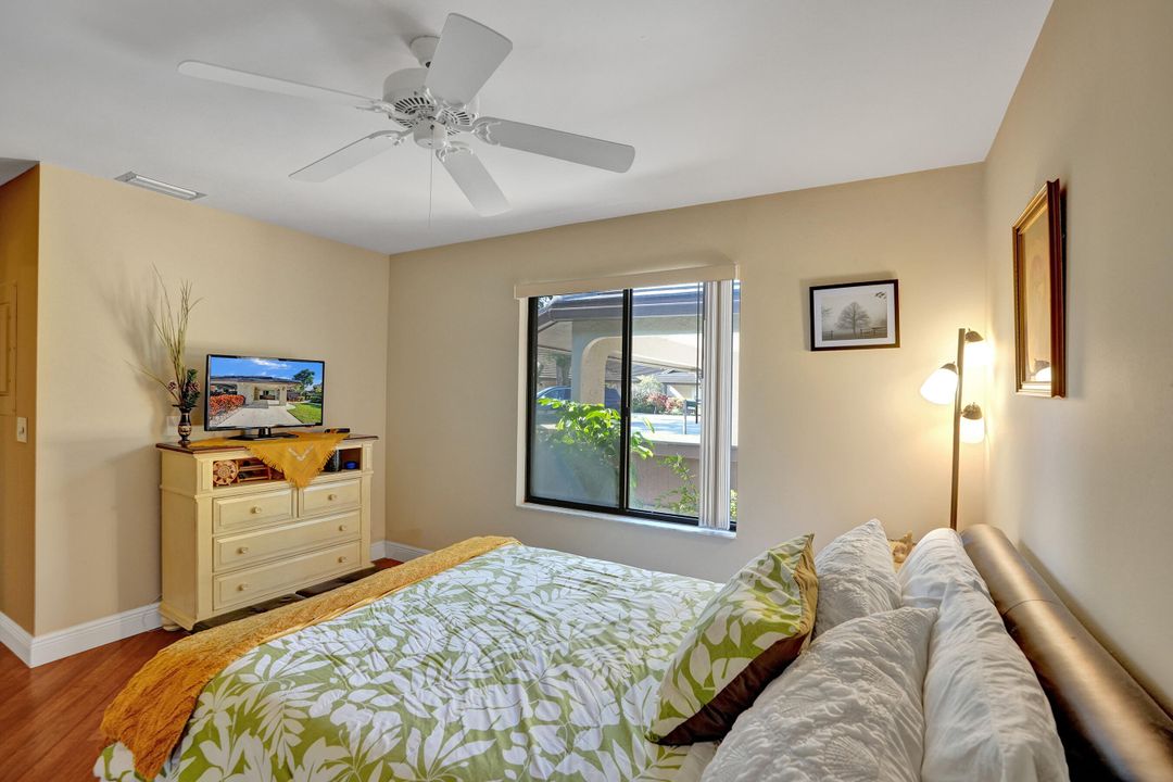 For Sale: $355,000 (2 beds, 2 baths, 1642 Square Feet)