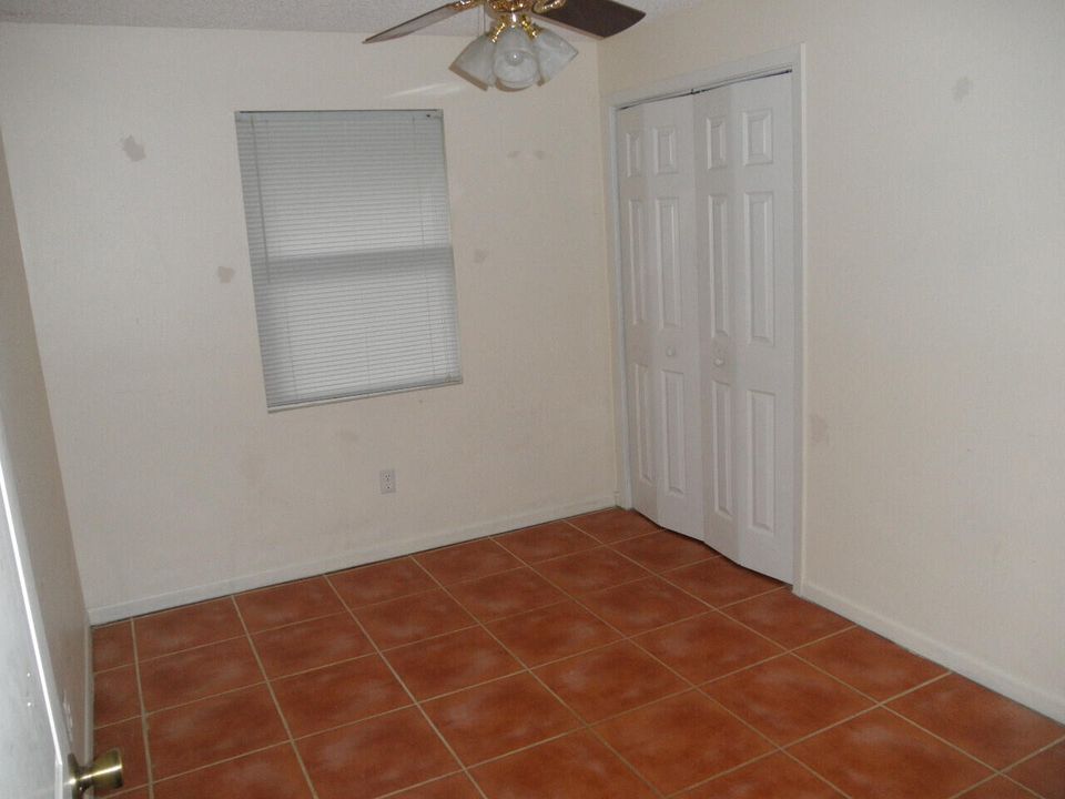 For Rent: $2,750 (3 beds, 2 baths, 1056 Square Feet)