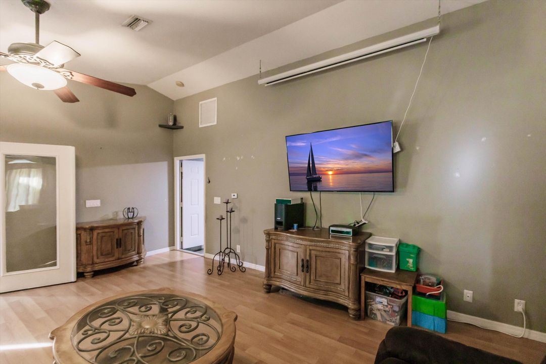 For Sale: $590,000 (4 beds, 2 baths, 2132 Square Feet)