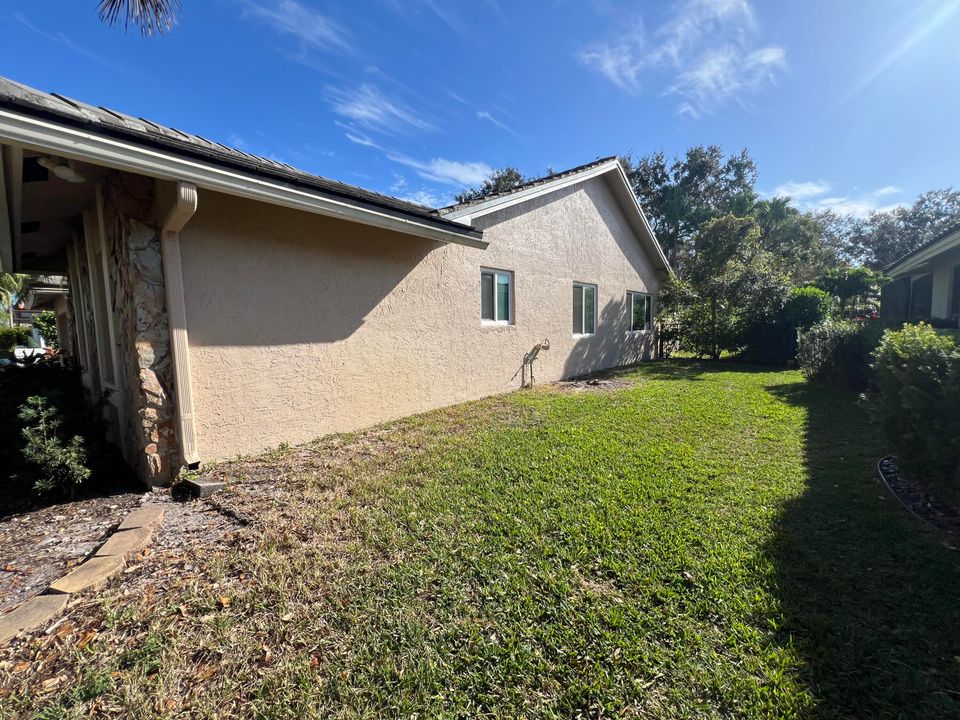 For Sale: $725,000 (3 beds, 2 baths, 2040 Square Feet)