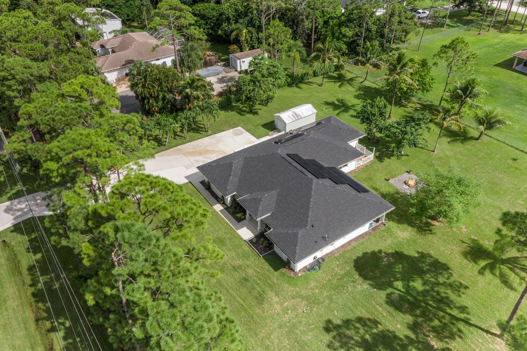 For Sale: $1,000,000 (5 beds, 3 baths, 2864 Square Feet)