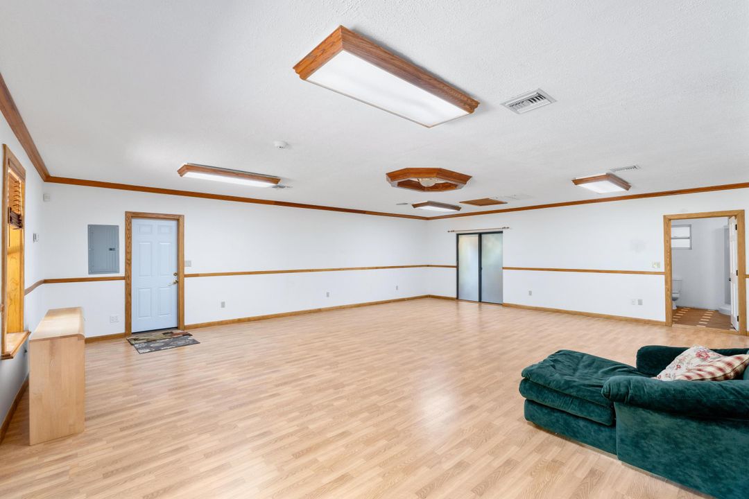 For Sale: $3,999,999 (0 beds, 0 baths, 0 Square Feet)