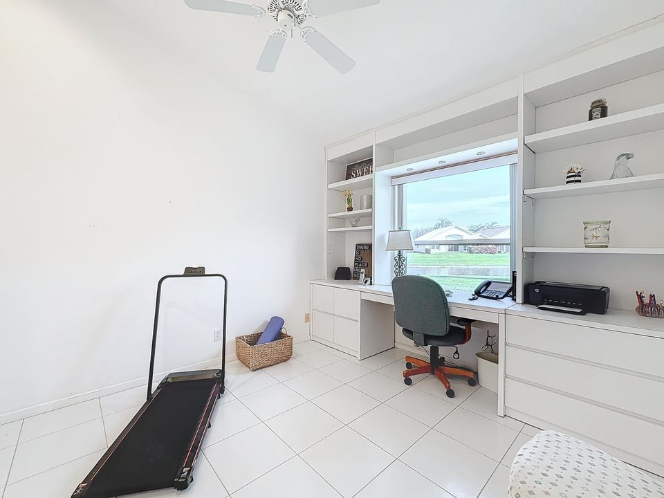 For Sale: $499,900 (3 beds, 2 baths, 1644 Square Feet)