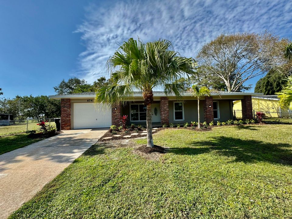 For Sale: $339,900 (3 beds, 2 baths, 1487 Square Feet)