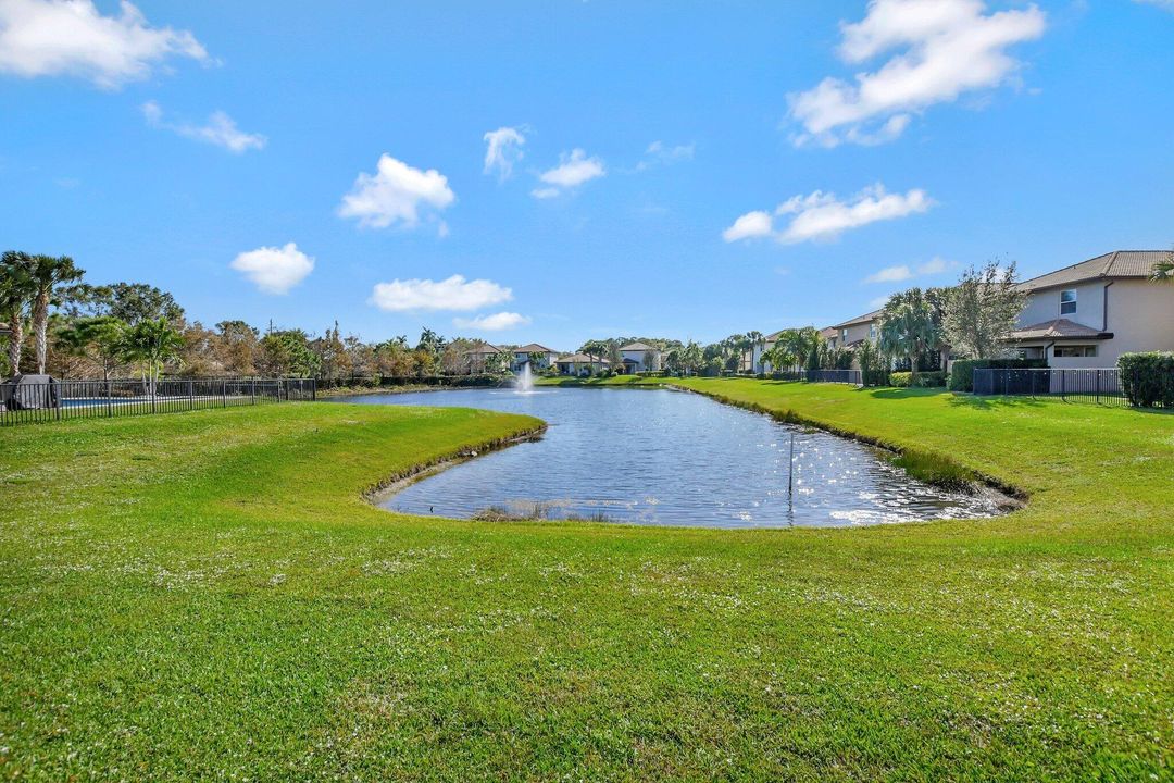 For Sale: $629,000 (3 beds, 2 baths, 1725 Square Feet)