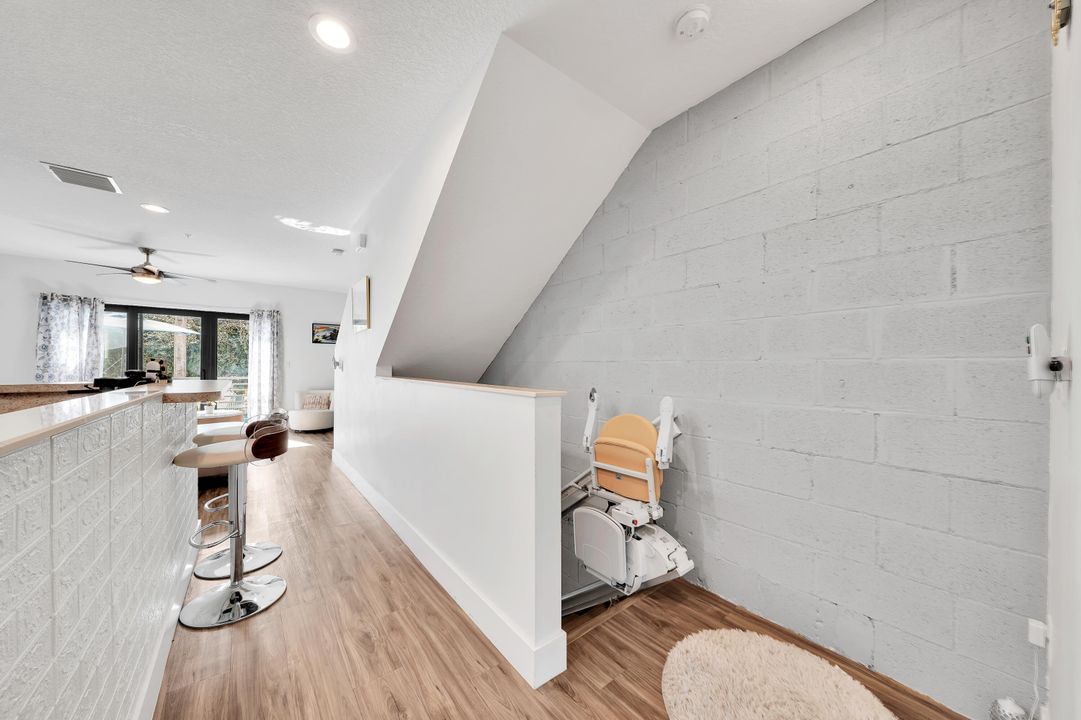 For Sale: $399,900 (3 beds, 2 baths, 1632 Square Feet)