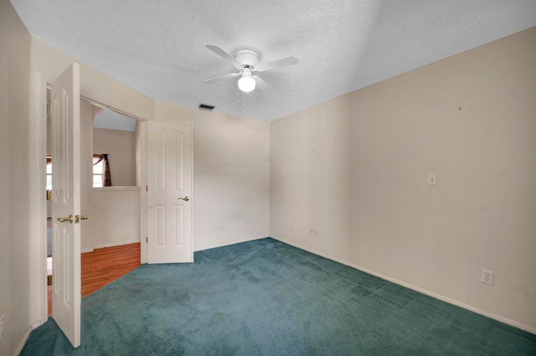 For Rent: $2,950 (4 beds, 2 baths, 2161 Square Feet)