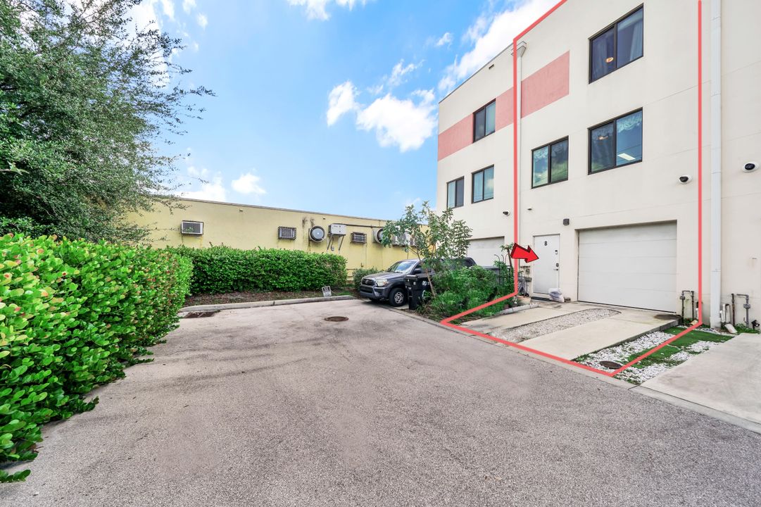 For Sale: $399,900 (3 beds, 2 baths, 1632 Square Feet)