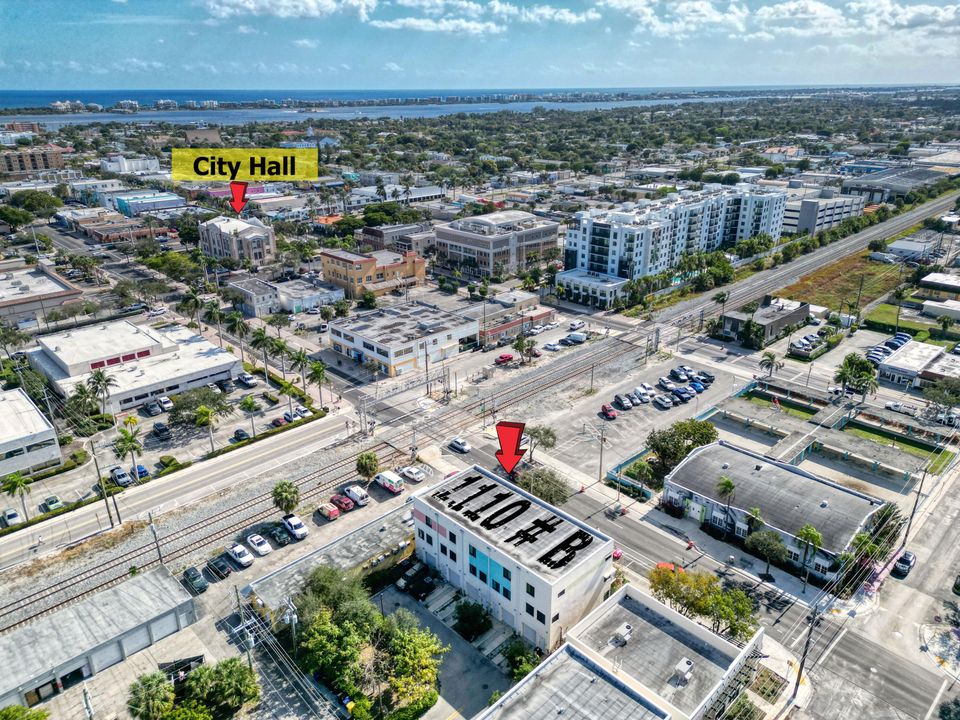 For Sale: $399,900 (3 beds, 2 baths, 1632 Square Feet)