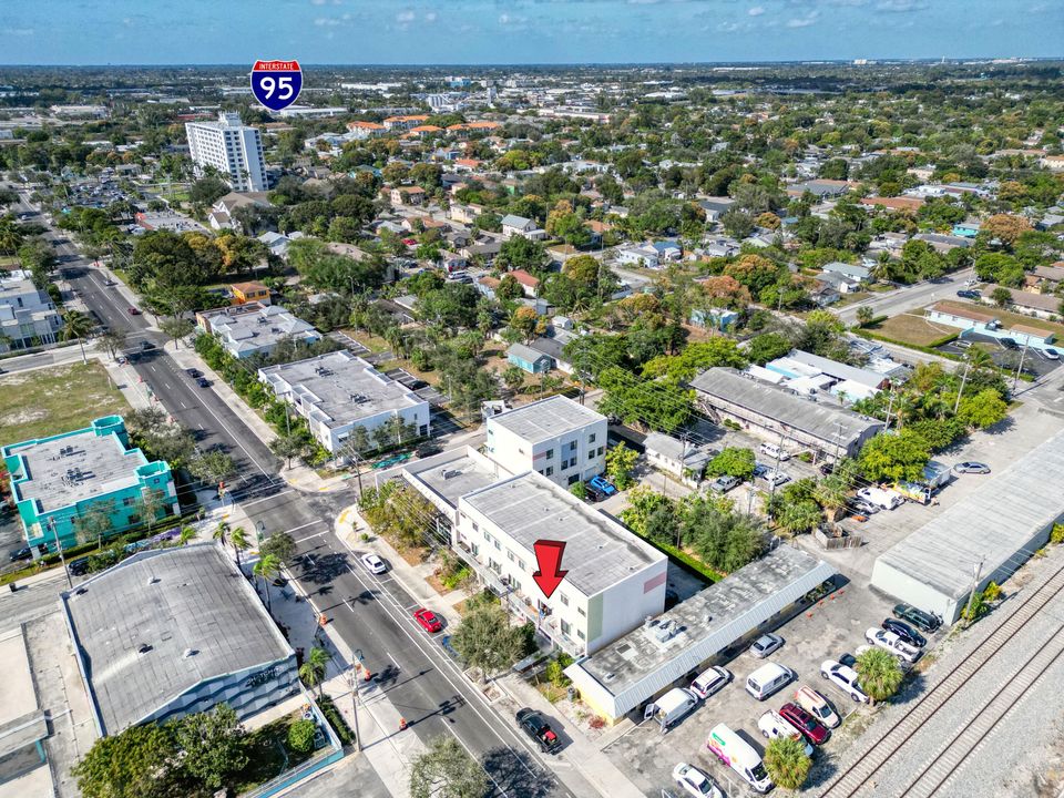 For Sale: $399,900 (3 beds, 2 baths, 1632 Square Feet)