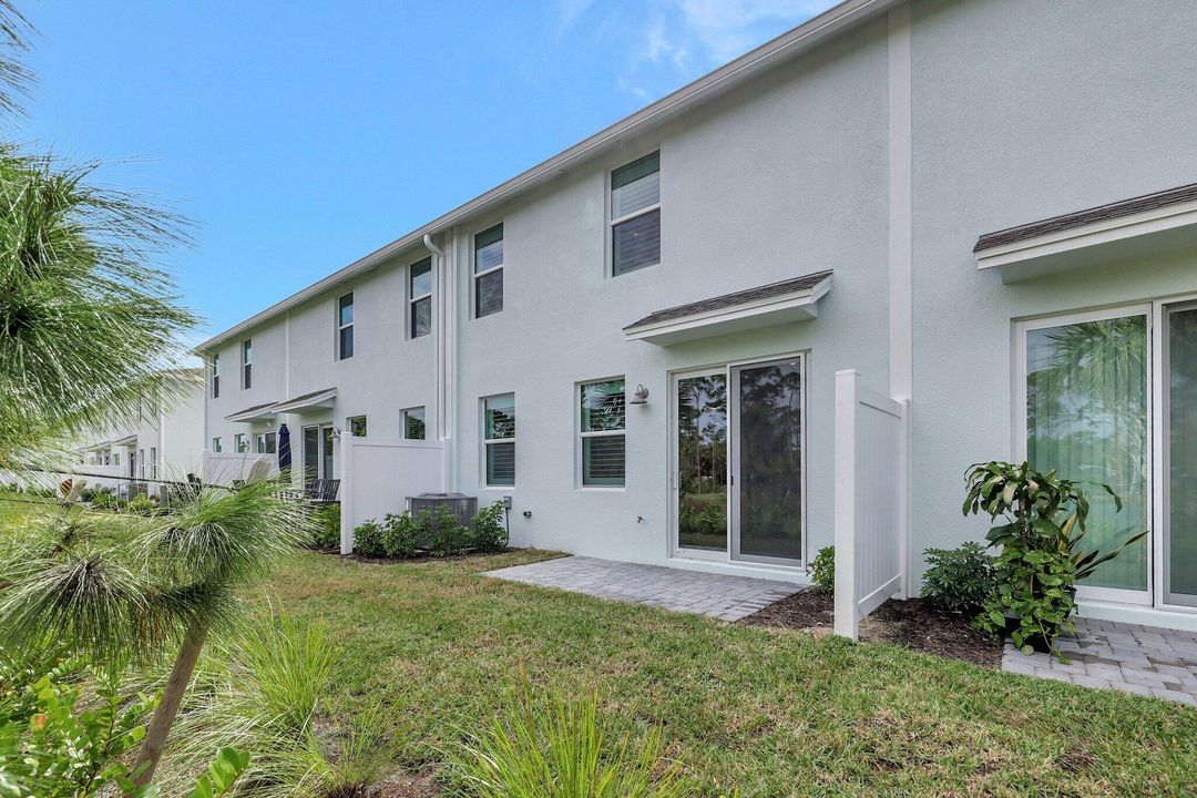 For Sale: $509,000 (3 beds, 2 baths, 1808 Square Feet)